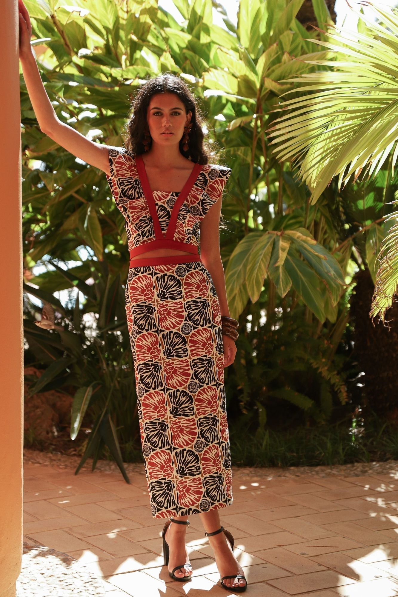 ANABELA - VESTIDO CON ESCOTE CUADRADO