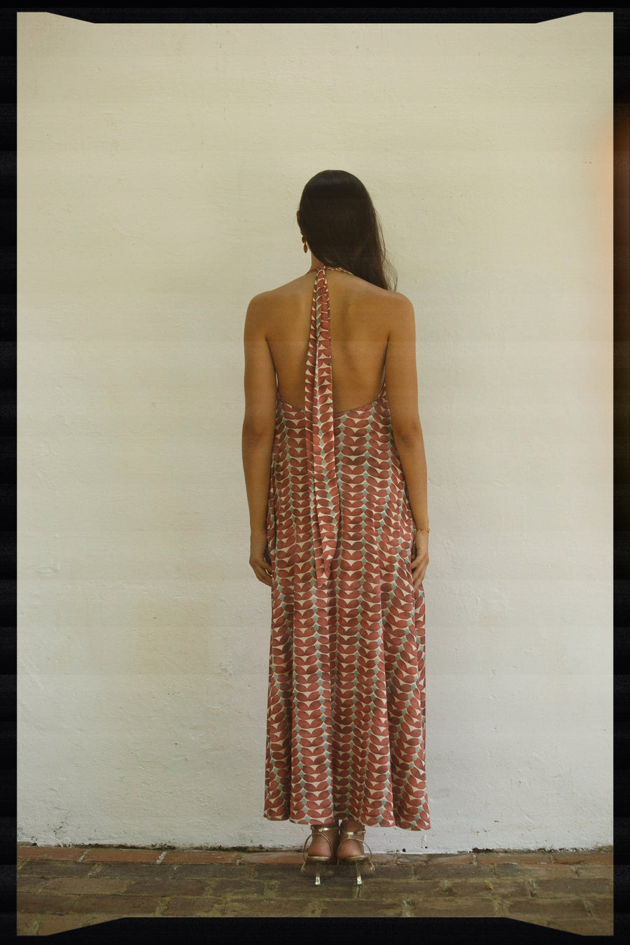 PIA - VESTIDO ESCOTE HALTER ESTAMPADO