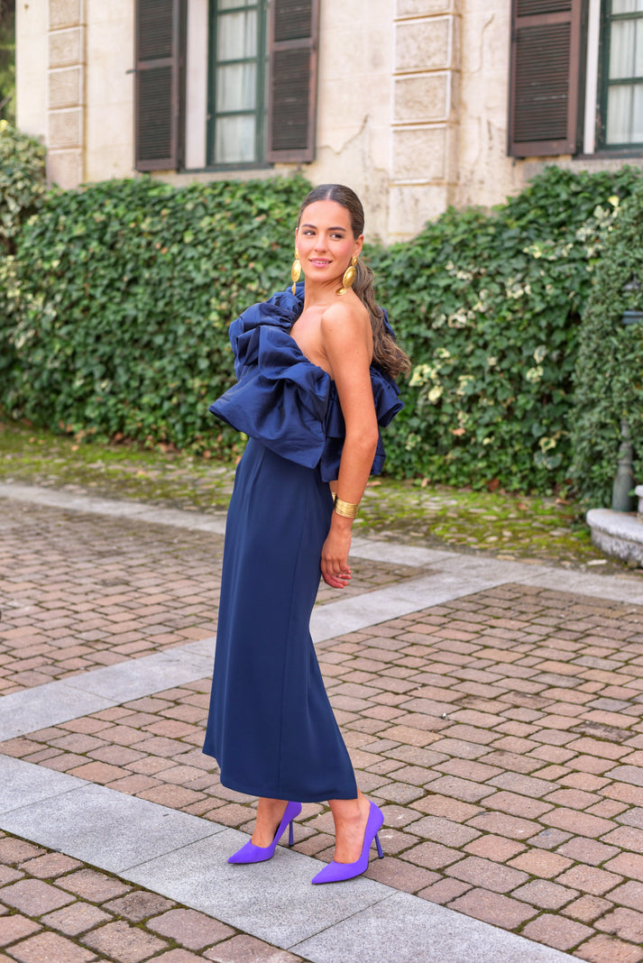 ANITA - VESTIDO AJUSTADO CON VOLANTE ASIMÉTRICO