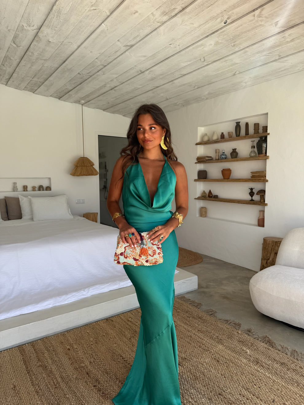 CONCEPCIÓN - VESTIDO SATINADO ESCOTE HALTER