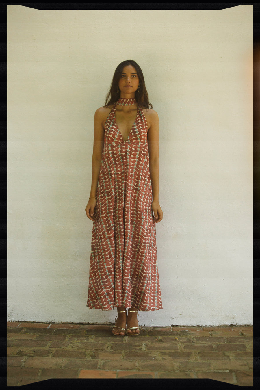 PIA - VESTIDO ESCOTE HALTER ESTAMPADO