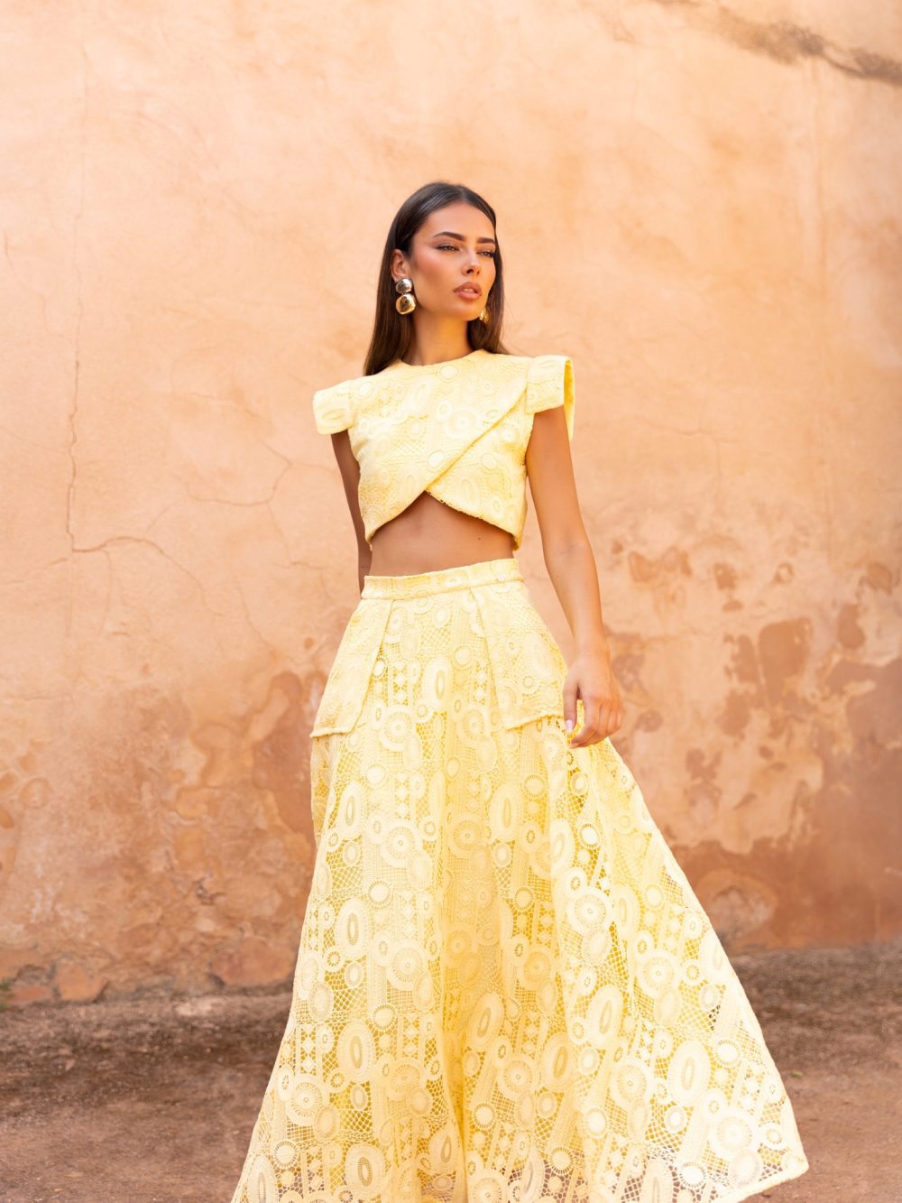 SANDRA - CONJUNTO TOP Y FALDA GUIPUR
