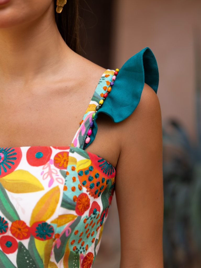 TRINIDAD - CONJUNTO TOP BORDADO FALDA MIDI