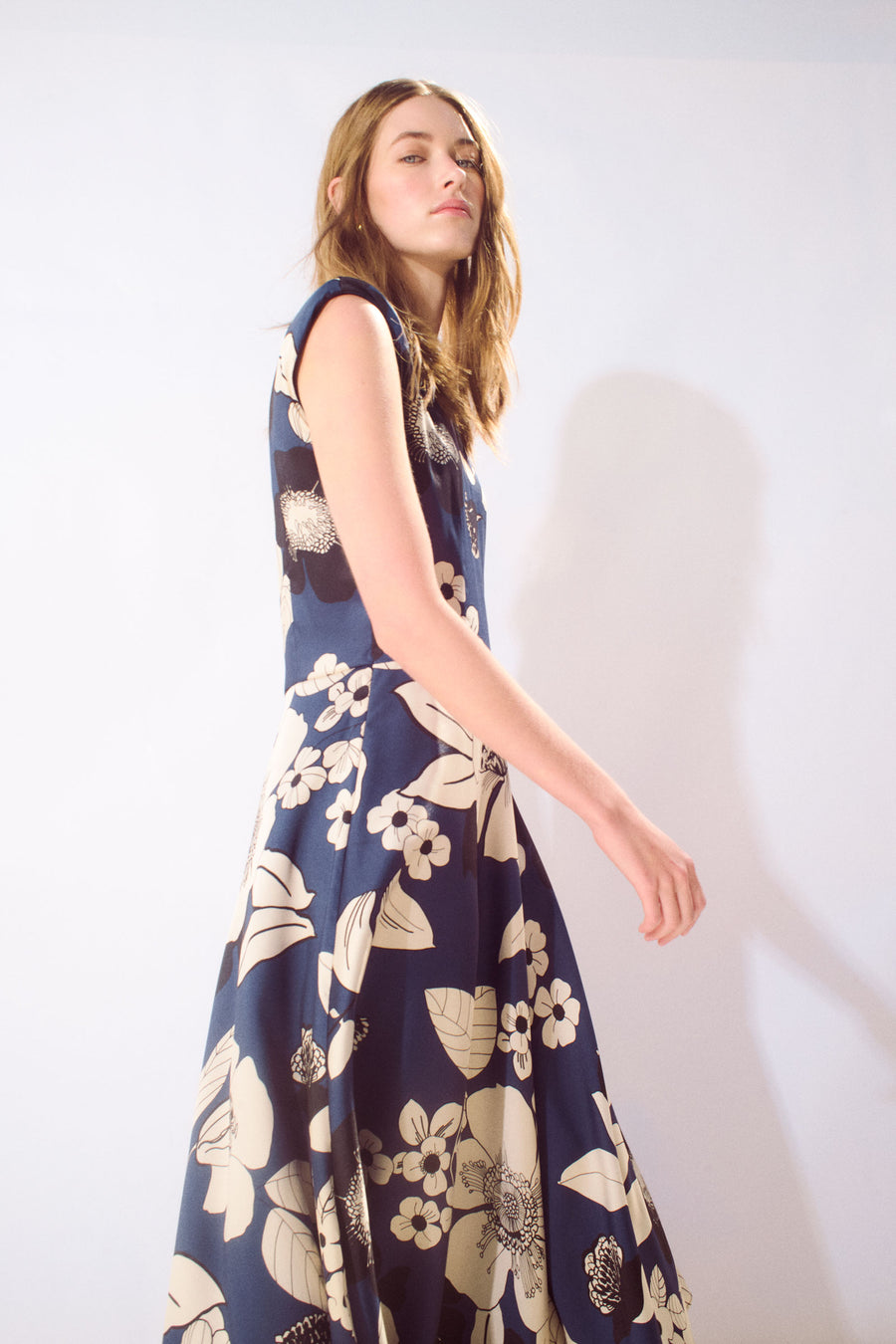 NOELIA - VESTIDO LARGO FLORAL ESCOTE EN V