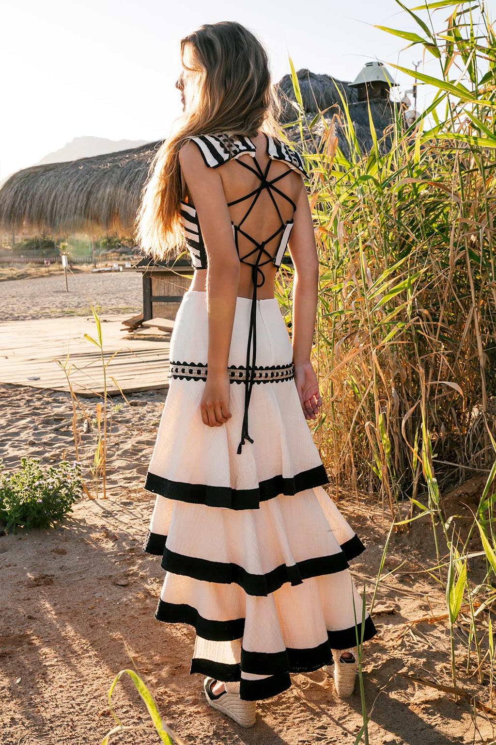 BELINDA - CONJUNTO DE TOP Y FALDA