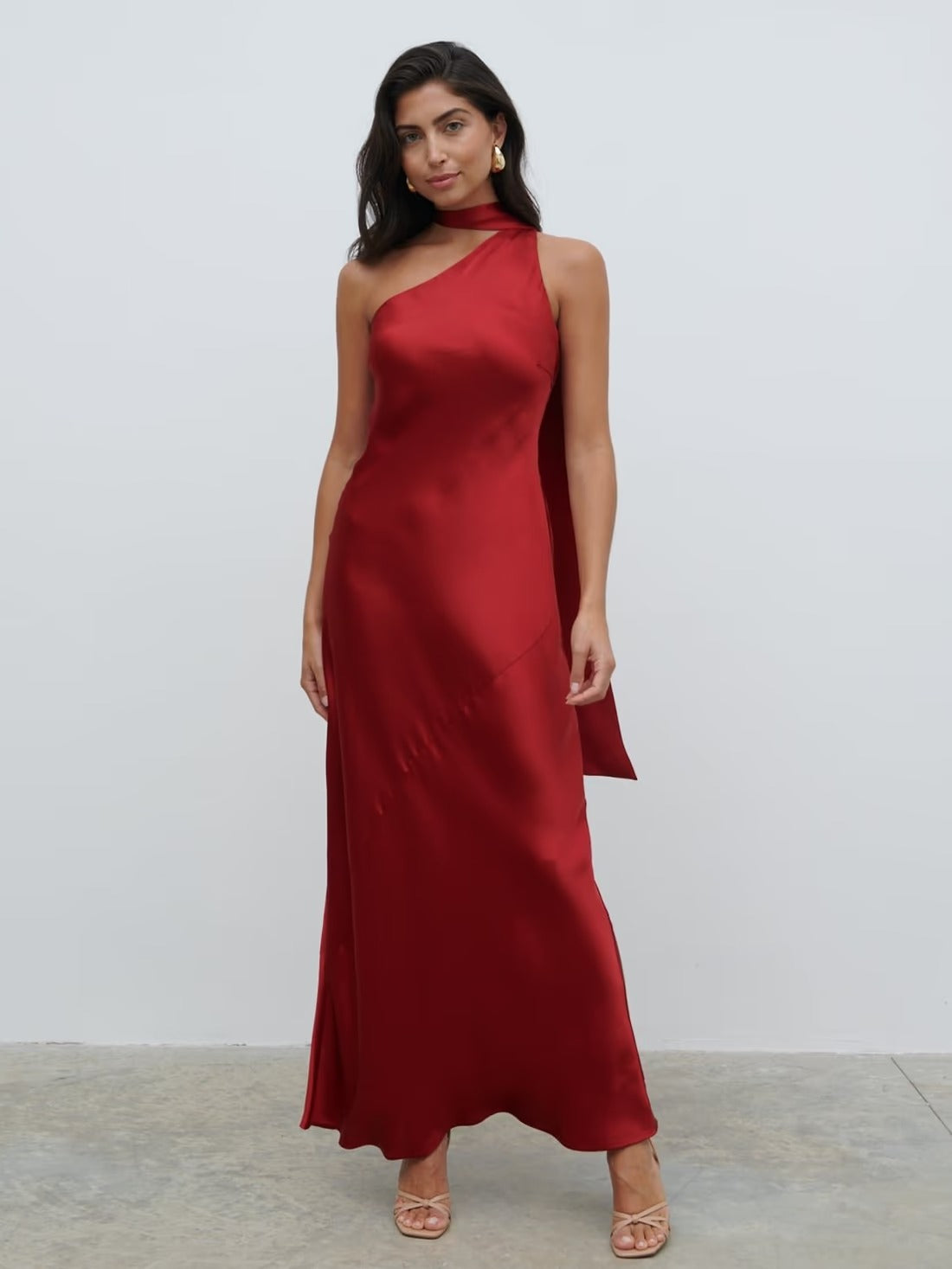 VERO - VESTIDO SATINADO ASIMÉTRICO LAZO