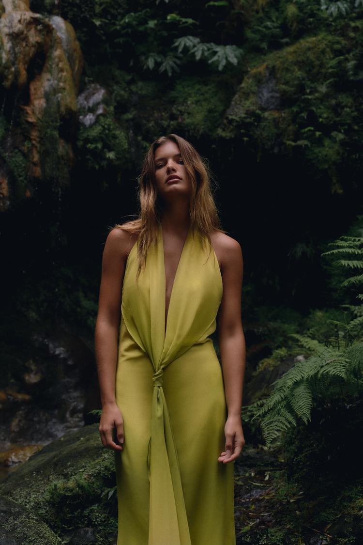 CAROLINA - VESTIDO LARGO HALTER CON NUDO