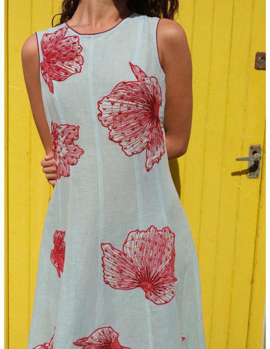 CELIA - VESTIDO LARGO CON BORDADOS
