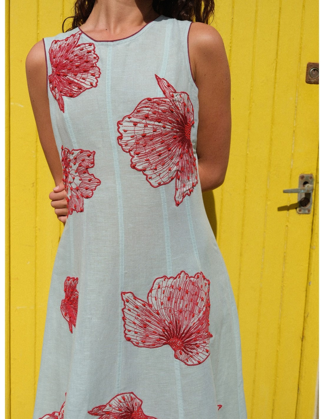 CELIA - VESTIDO LARGO CON BORDADOS