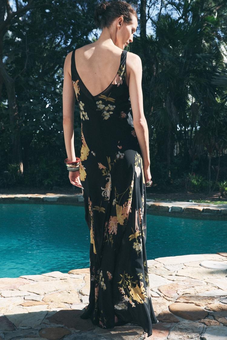 CINTIA - VESTIDO MIDI CON ESCOTE PICO