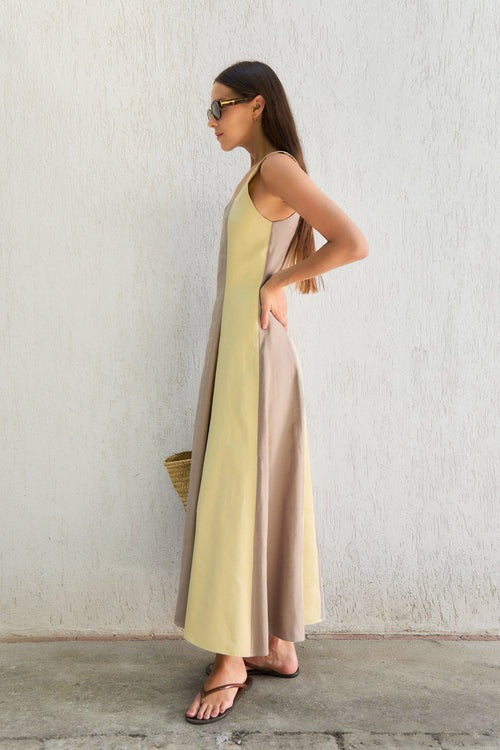 LIDIA - VESTIDO MIDI SIN MANGAS ESTRUCTURADO