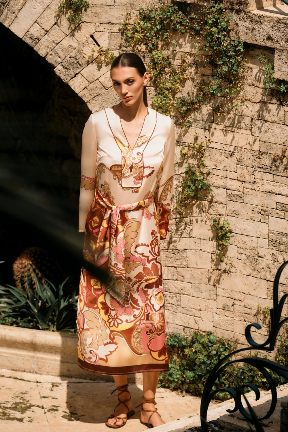 LOLA - VESTIDO KAFTÁN MIDI ESTAMPADO FLUIDO