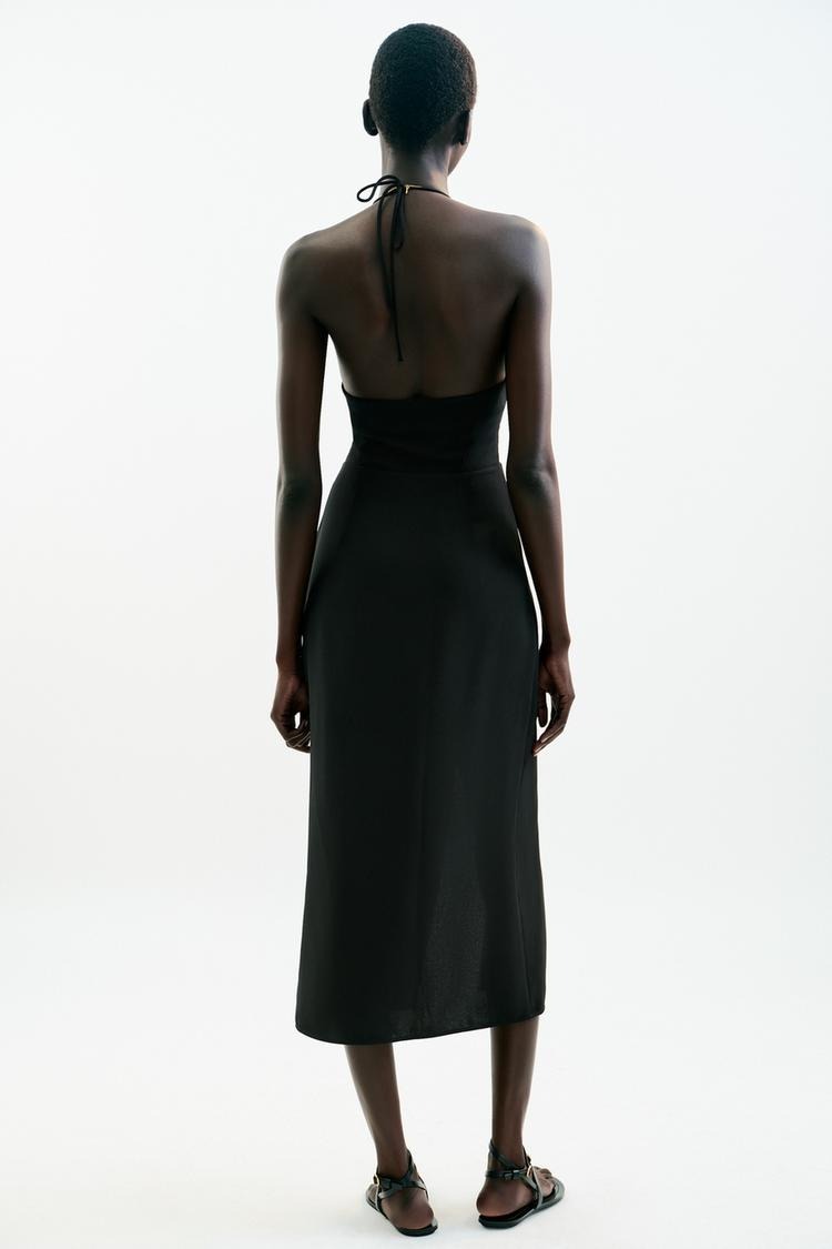 MAIDER - VESTIDO HALTER CON DETALLE METÁLICO