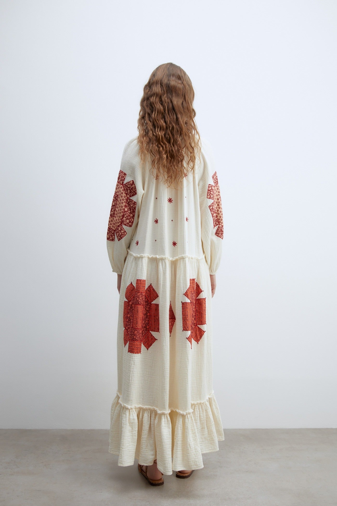 NEUS - VESTIDO BORDADO LARGO BOHEMIO