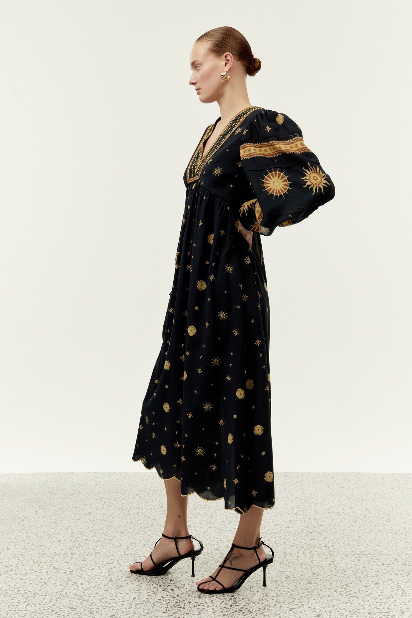 TATIANA - VESTIDO LARGO ESTAMPADO ASTRAL