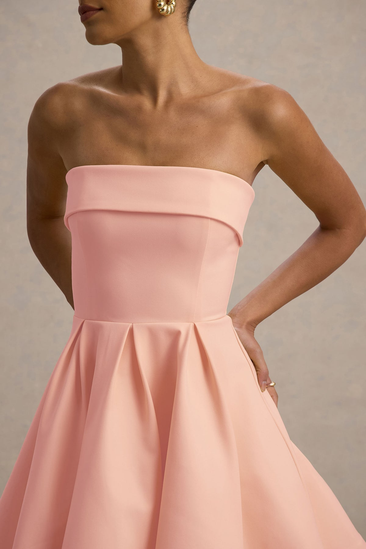 MINERVA - VESTIDO BANDEAU FALDA SKATER