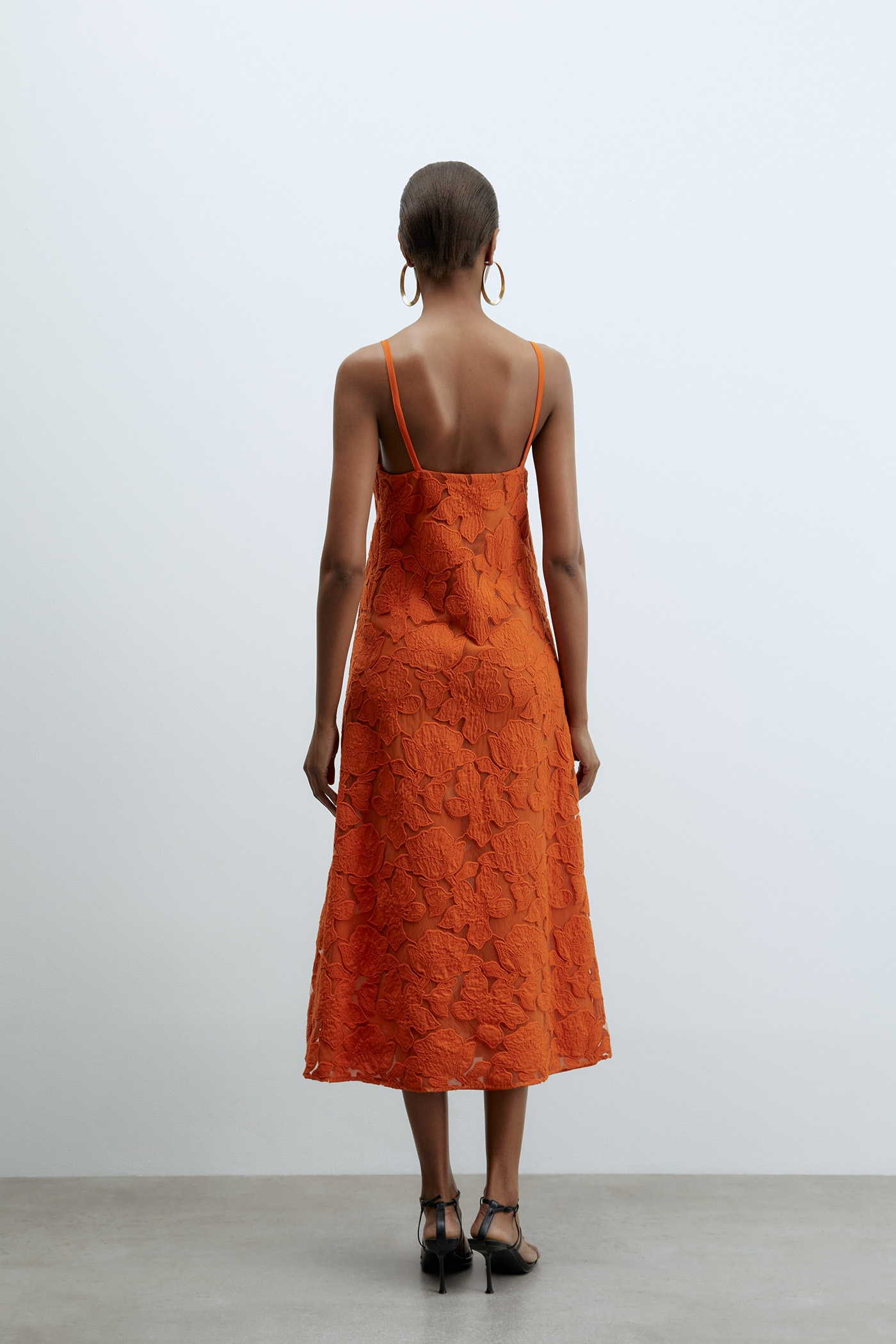 VANESA - VESTIDO TIRANTES ENCAJE FLORAL