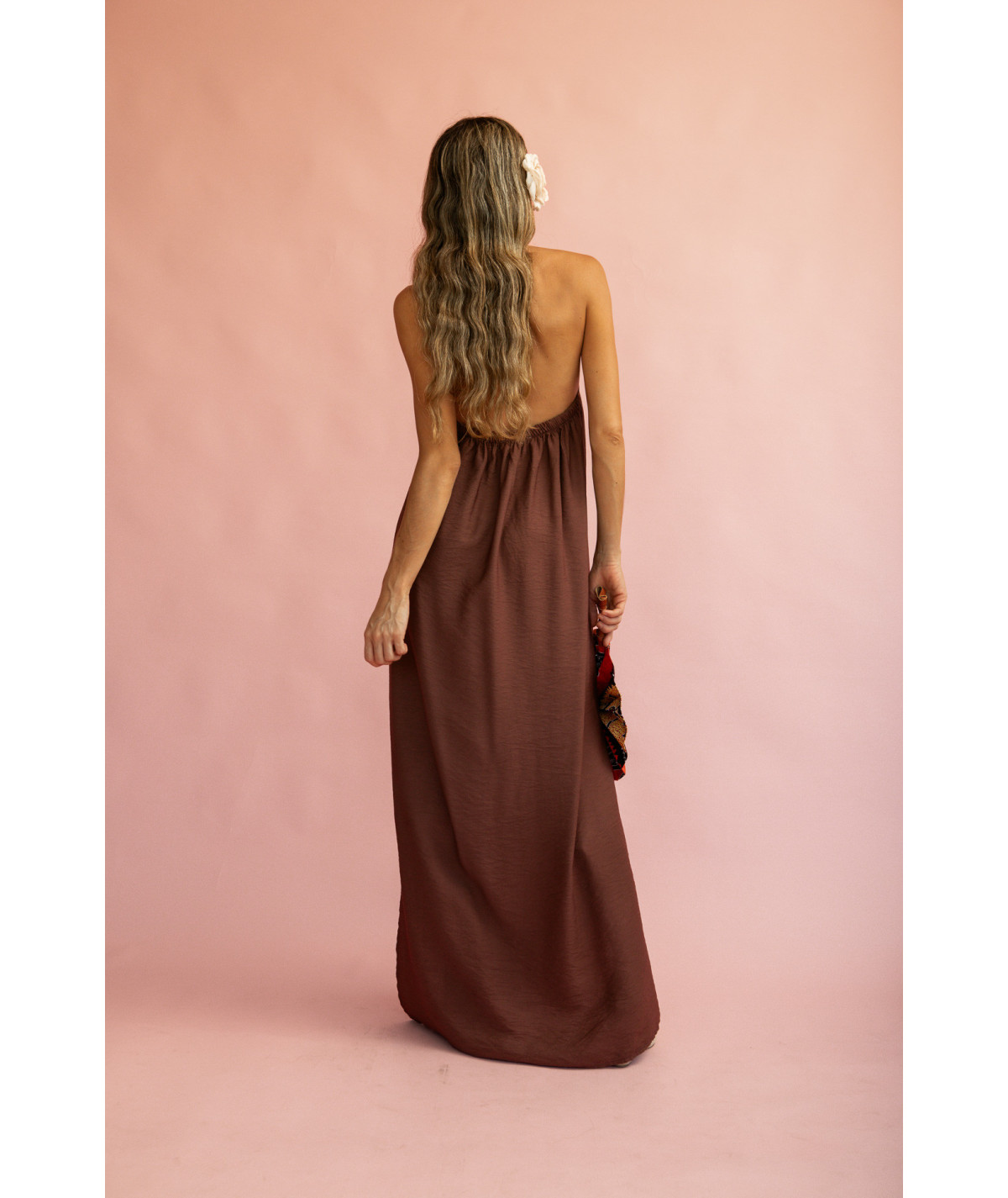 LIA - VESTIDO LARGO HALTER ESCOTE ANILLA