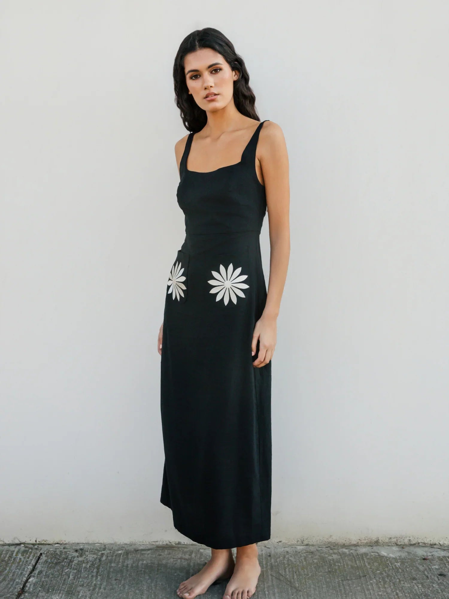 CARLOTA - VESTIDO DE LINO BORDADO