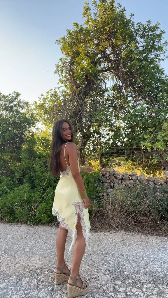 ISABEL - VESTIDO ASIMÉTRICO CON ENCAJE