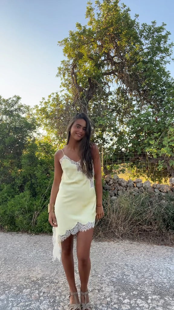 ISABEL - VESTIDO ASIMÉTRICO CON ENCAJE
