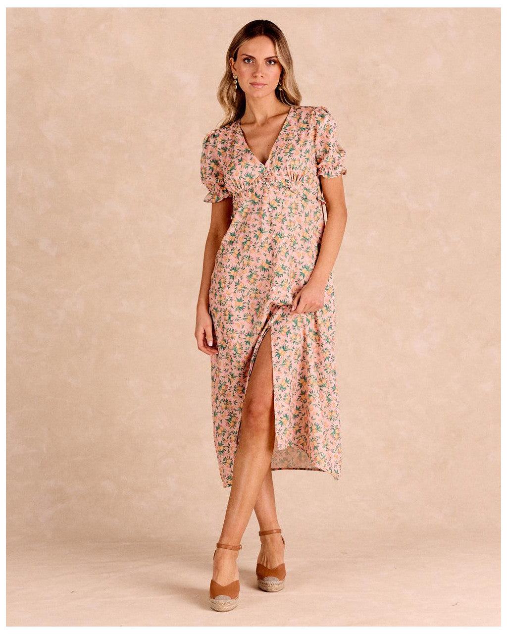 CIRA - VESTIDO ESTAMPADO MANGAS VOLANTES